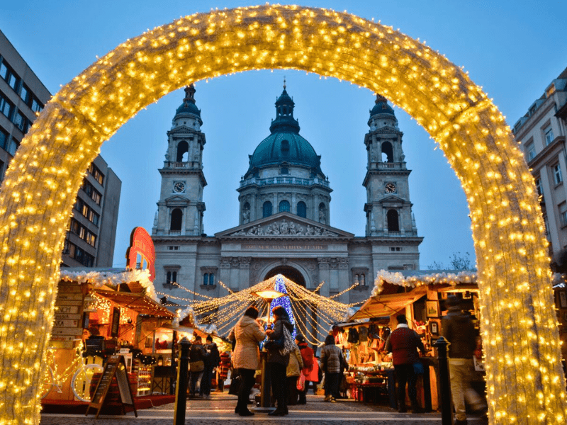 2025 European Christmas Markets Package Tour 