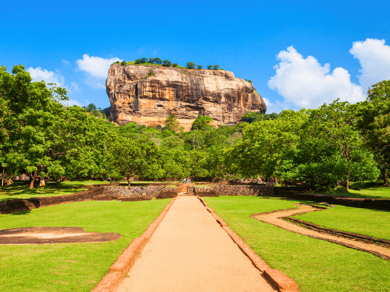 4 Star Essential Sri Lanka Tour